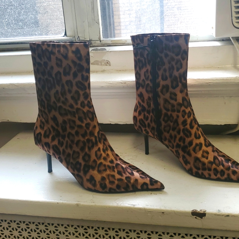 Leopard animal print stiletto ankle boots. 2.8 inches.
